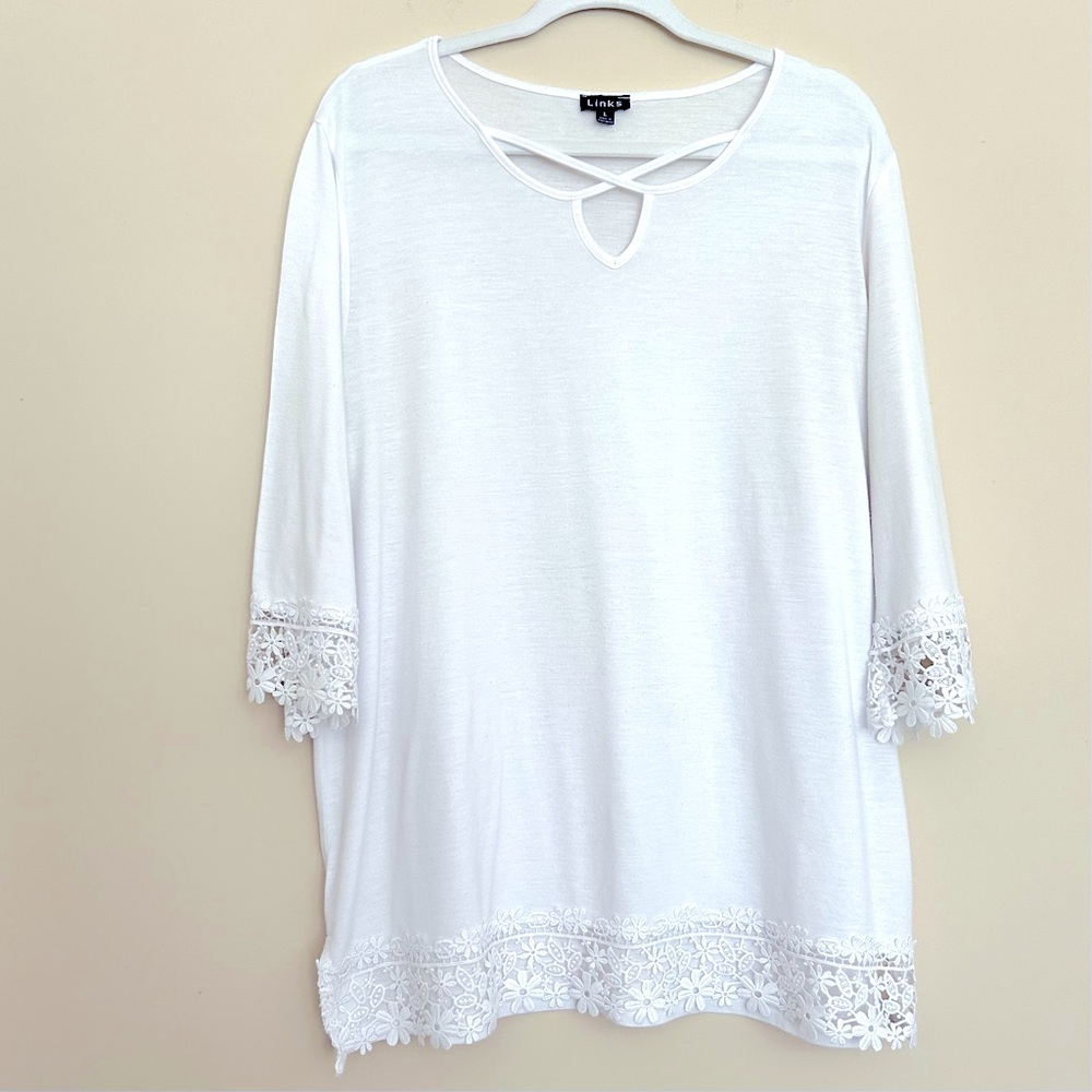 Links Women’s White Lace Crochet Trim Blouse